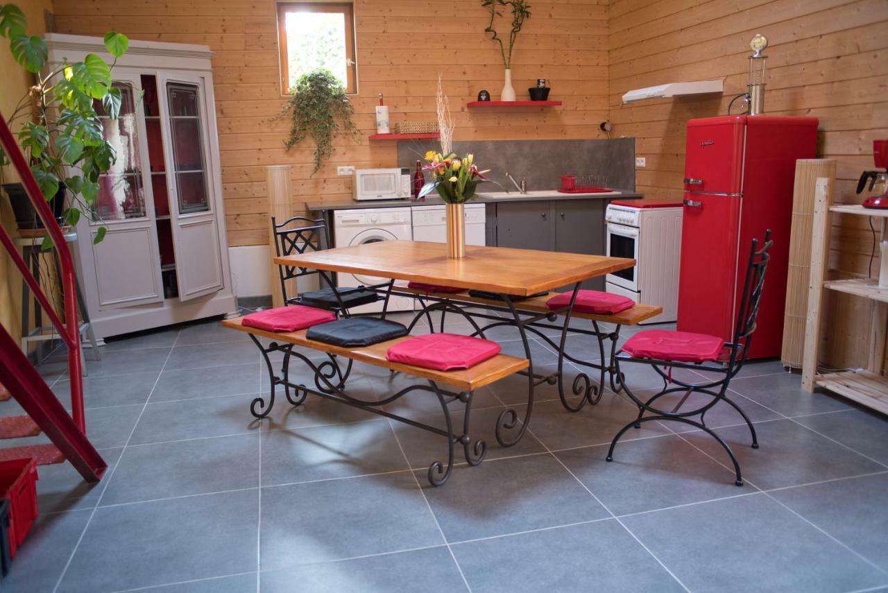 Le Fil Rouge Villa Saint-Pierre-d'Aurillac Dış mekan fotoğraf